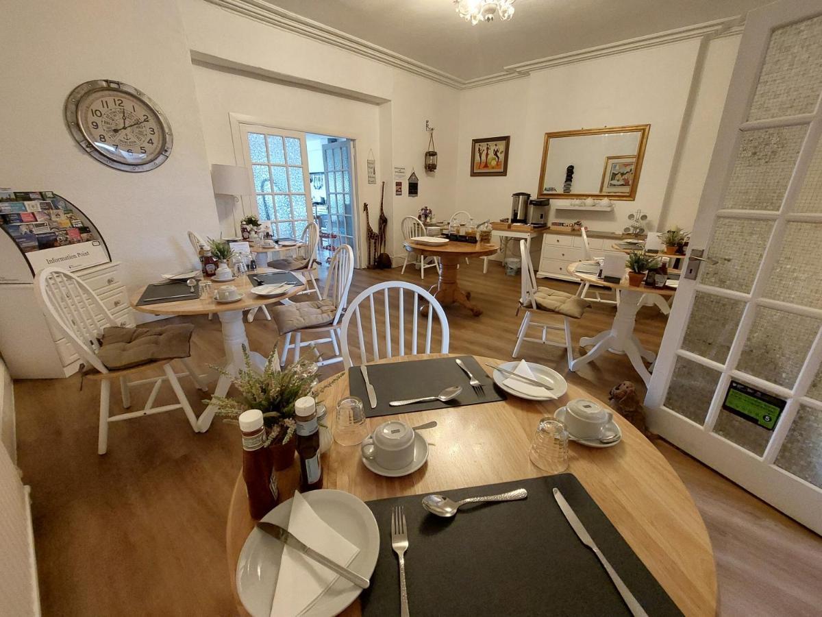 Beachcomber B&B Тенби Экстерьер фото