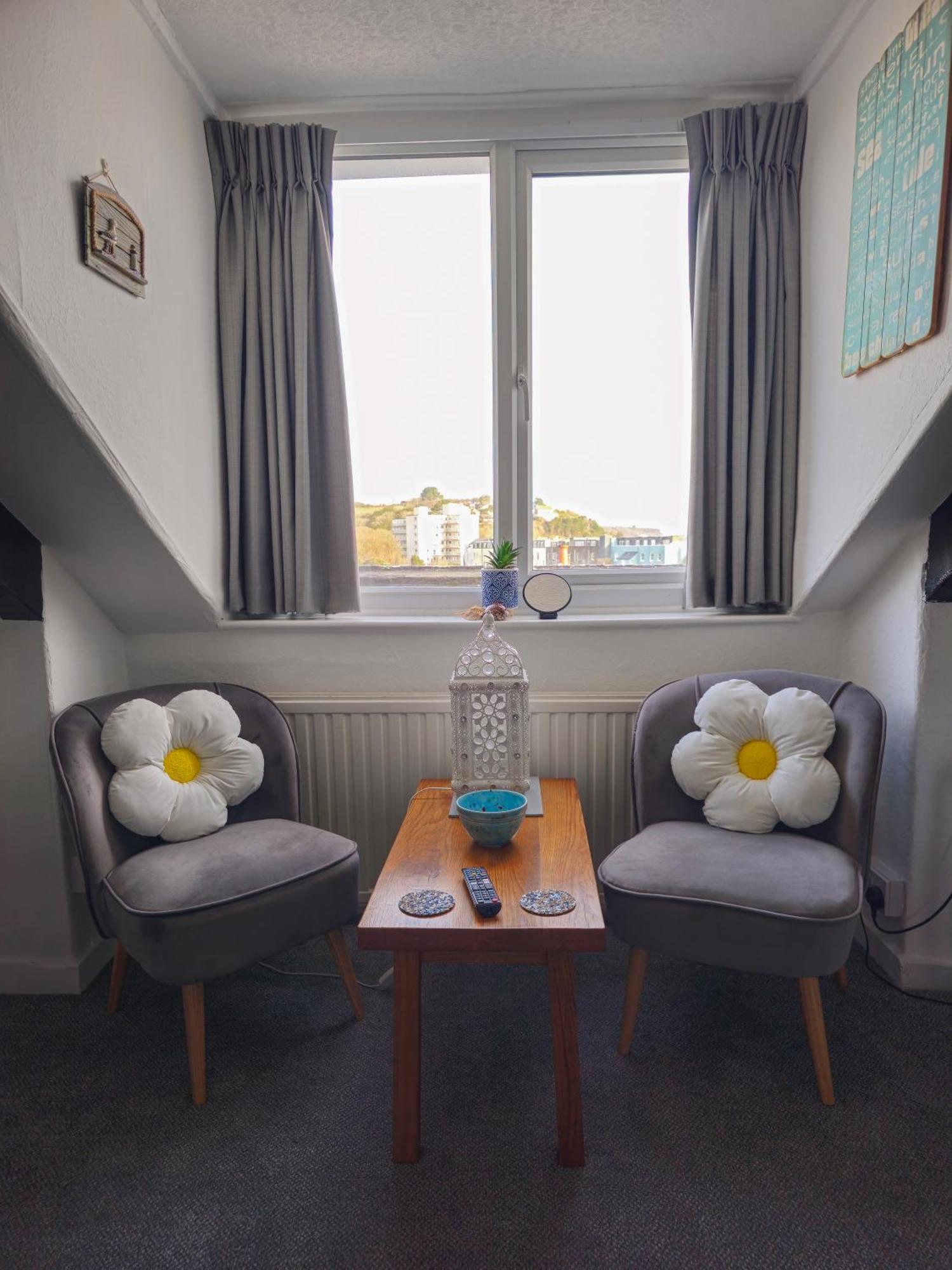 Beachcomber B&B Тенби Экстерьер фото